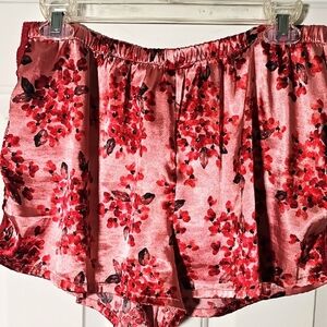 Marilyn Monroe Red/pink Floral Satin Baby Doll PJ'S. Lace Trim. Size Large.